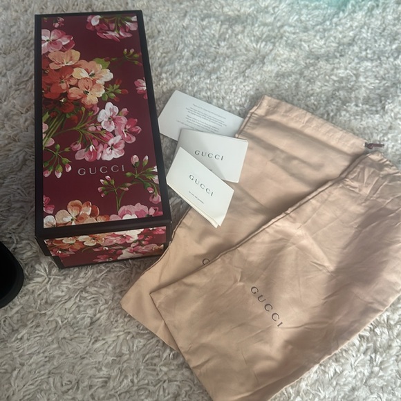 GUCCI floral slides size 7 - Picture 11 of 12